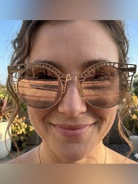 Quay Australia Round Sunglasses with Gold Frame